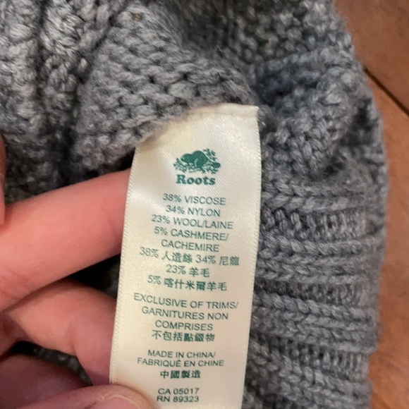 Soft Roots sweater BNWT - Picture 6 of 6